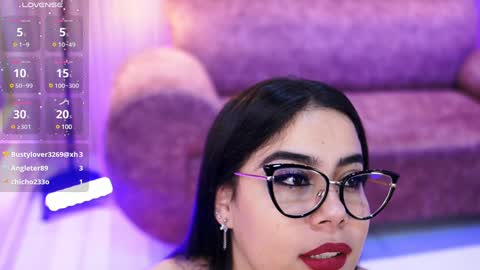 nicooroobin online show from January 7, 12:31 pm