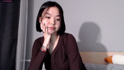 Niia online show from January 19, 4:57 pm