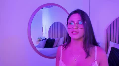 Stefania online show from November 9, 1:51 pm