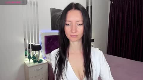 NikaLewis online show from October 9, 5:33 am