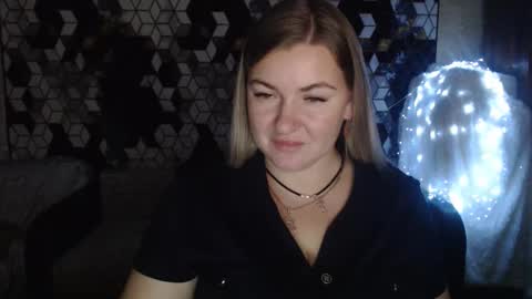 Nika online show from November 21, 8:33 pm