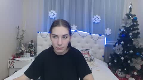 Snapshot of nikastarkk chatting on December 4, 8:18 pm nikastarkk online show from December 4, 8:18 pm