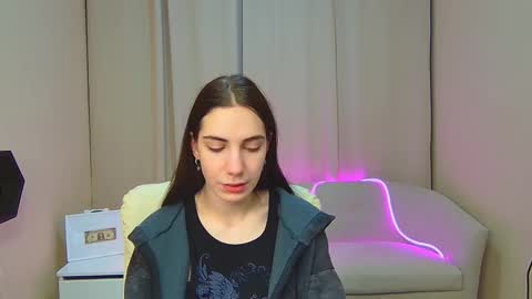 nikastarkk online show from February 3, 8:45 pm