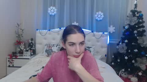 Snapshot of nikastarkk chatting on December 9, 7:18 pm nikastarkk online show from December 9, 7:18 pm