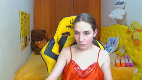 Snapshot of nikastarkk chatting on February 14, 7:54 pm nikastarkk online show from February 14, 7:54 pm