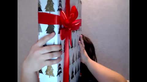 Snapshot of nikayshadow chatting on December 20, 4:57 pm NikayShadow online show from December 20, 4:57 pm