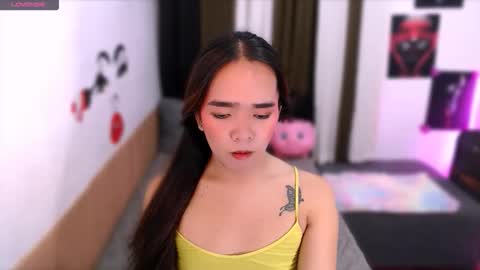 nikitta_morris online show from April 8, 1:13 pm