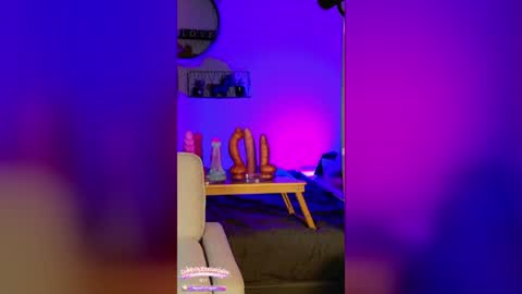 Kitty Chatte online show from April 6, 6:25 am