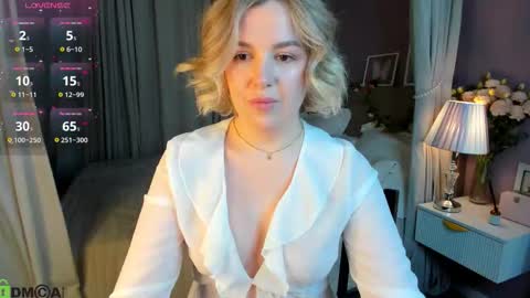 Snapshot of nikki_kai chatting on October 7, 1:10 am Nikki online show from October 7, 1:10 am