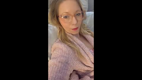 nikkib653466 online show from February 23, 7:02 pm