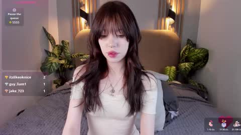 Nikki online show from December 3, 3:25 pm