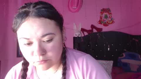 Snapshot of nikkirous_ chatting on September 12, 3:52 pm Nikkirous online show from September 12, 3:52 pm