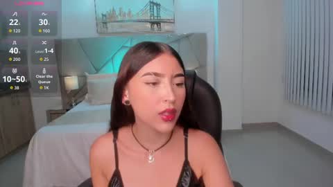 nikky_sweett_ online show from June 28, 5:14 am