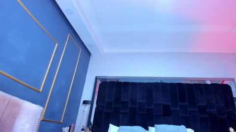     online show from February 11, 5:18 pm