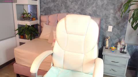 Niko Robin online show from November 16, 6:19 pm