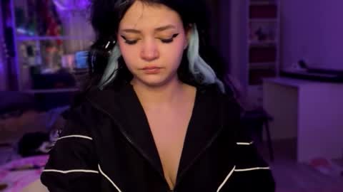 nikoli_naw online show from November 13, 5:01 pm