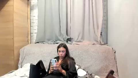 Bella online show from July 13, 7:58 pm