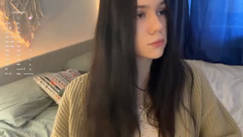 Jennet online show from December 22, 9:22 am