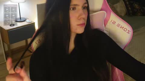 Jennet online show from February 19, 3:27 pm