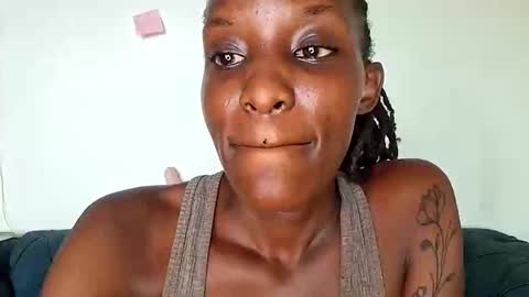 nina_bambi online show from November 22, 10:40 am