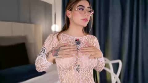   Nina  online show from February 18, 4:17 pm