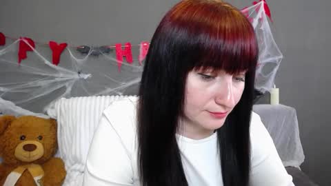 ninaflawlees online show from October 18, 11:57 am