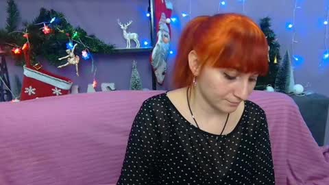 ninaflawlees online show from December 17, 7:26 pm