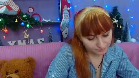 ninaflawlees online show from December 15, 8:15 pm