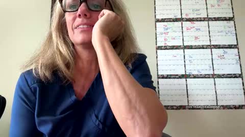 ninanite online show from September 15, 7:54 pm