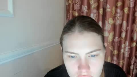 ninarihh online show from December 5, 12:17 pm