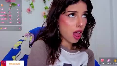 ninasky19 online show from July 8, 5:04 pm