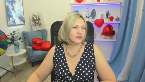 ninastarle online show from February 11, 11:44 am