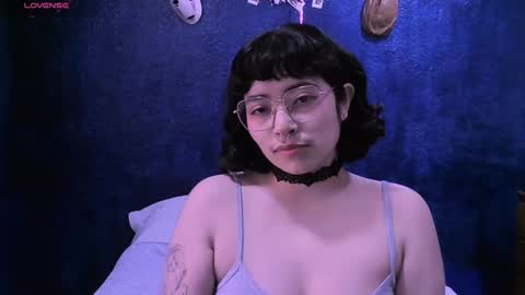 Nina online show from February 27, 1:38 pm