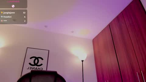 nix_rave1 online show from March 26, 10:55 pm