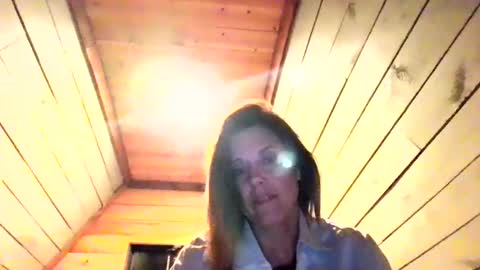 Cum2Me online show from May 21, 9:18 am