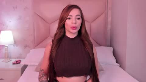   ambarsulliva  online show from February 20, 11:53 am