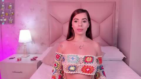   ambarsulliva  online show from February 22, 11:57 am