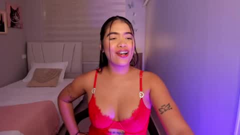 Noemy online show from May 13, 4:24 pm