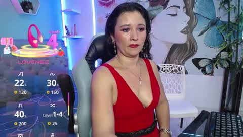 noelia_milfs online show from November 7, 3:12 am