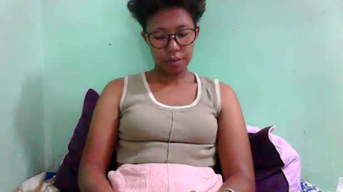 noellah online show from October 20, 8:06 am