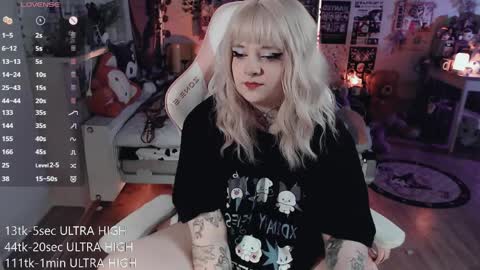 Noori online show from April 11, 9:40 pm