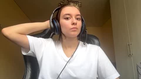 Elena online show from March 23, 8:20 am