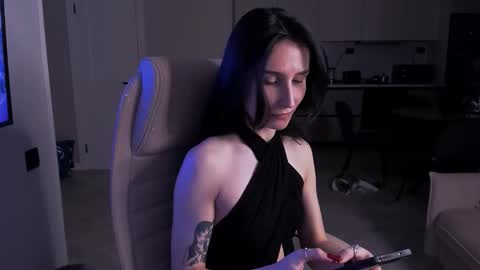 Hazel online show from November 9, 9:22 pm