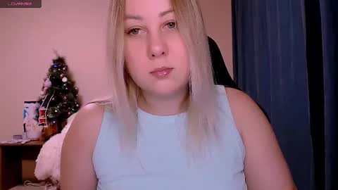 hi glad to chat online show from January 15, 10:10 am