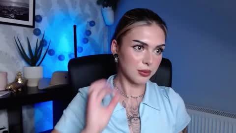 Snapshot of nova_sin chatting on October 3, 11:15 am Nova online show from October 3, 11:15 am