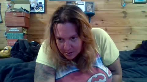 nutmegmatee online show from August 9, 3:56 am