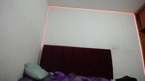 nyxxx_rouge online show from April 6, 4:23 am