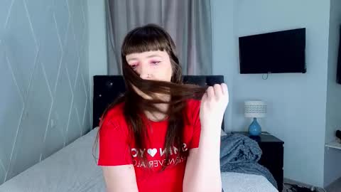 hey hey i am Lora and im new here hope to have some good time here 3 online show from March 4, 12:56 pm