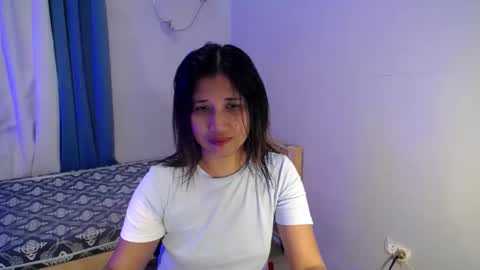 obsidian_r0se19 online show from February 4, 11:19 pm