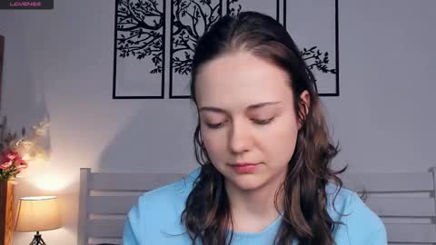 Elis online show from February 18, 9:03 pm